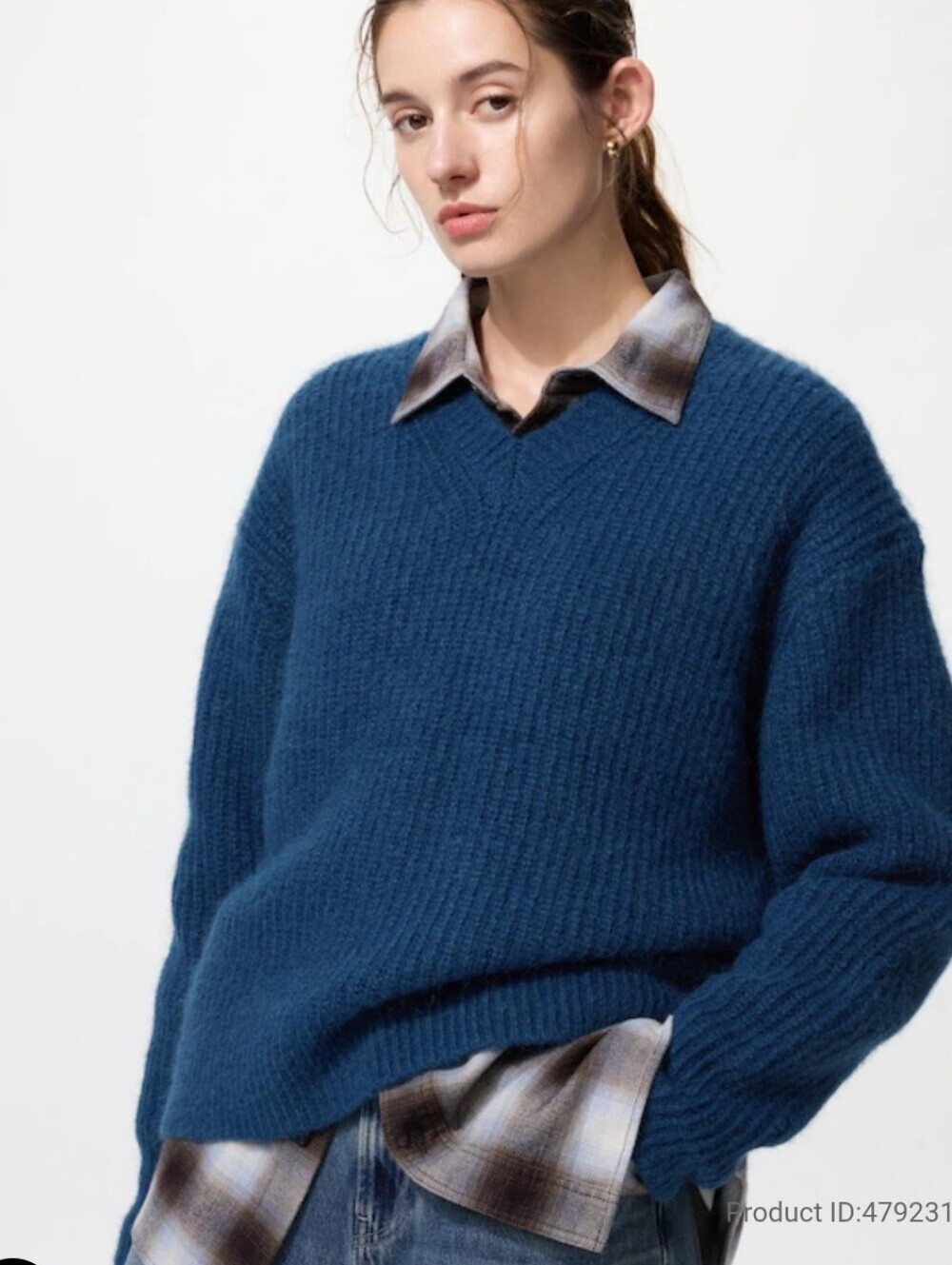 NWT Uniqlo Women Fluffy V-Neck Sweater Woold Blend Blue Size Large